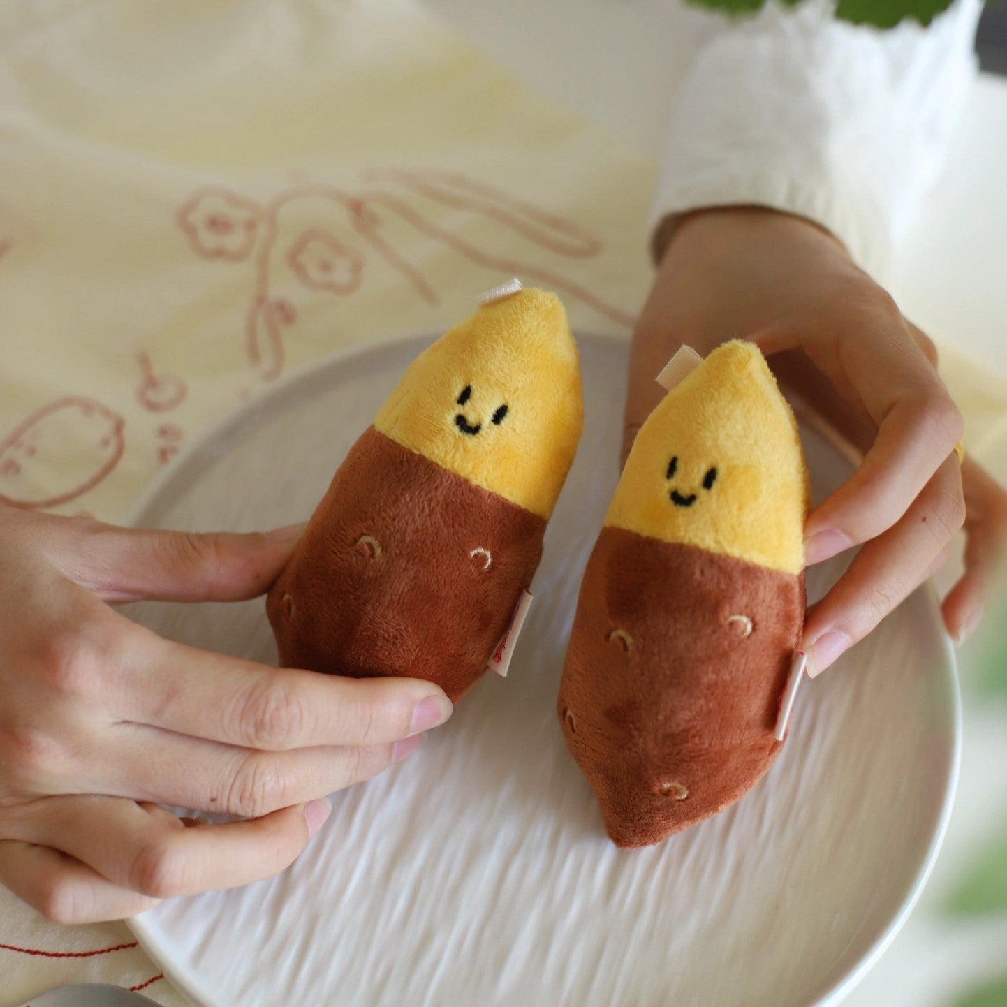 Daily White | Sweet Potato Plush Charm