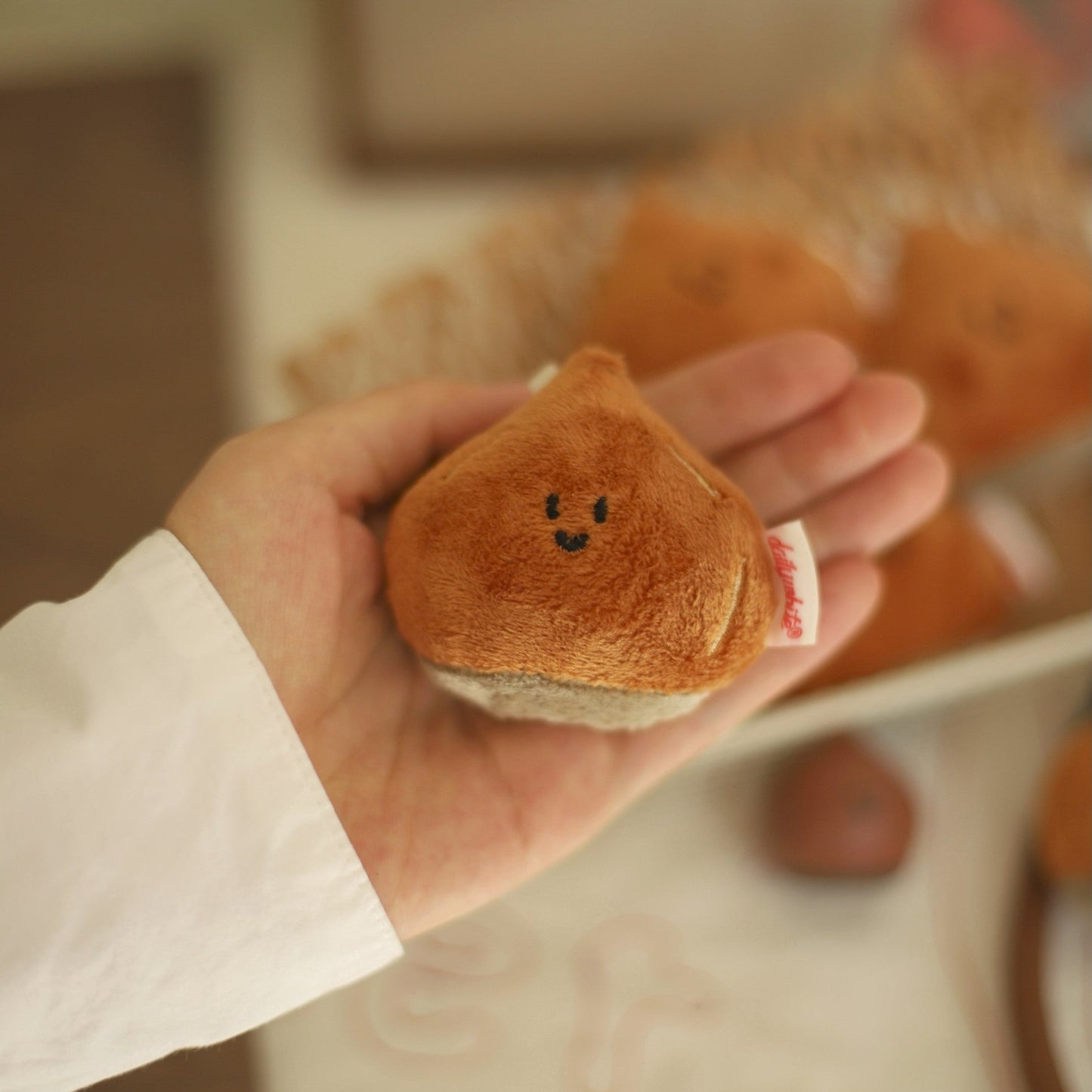 Daily White | Mini Chestnut Toy Charm